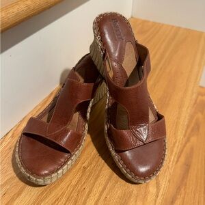 BØRN espadrille brown leather wedged heels sandals 8 M/W.